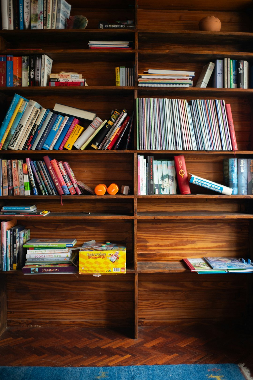 bookshelf full of mystery books